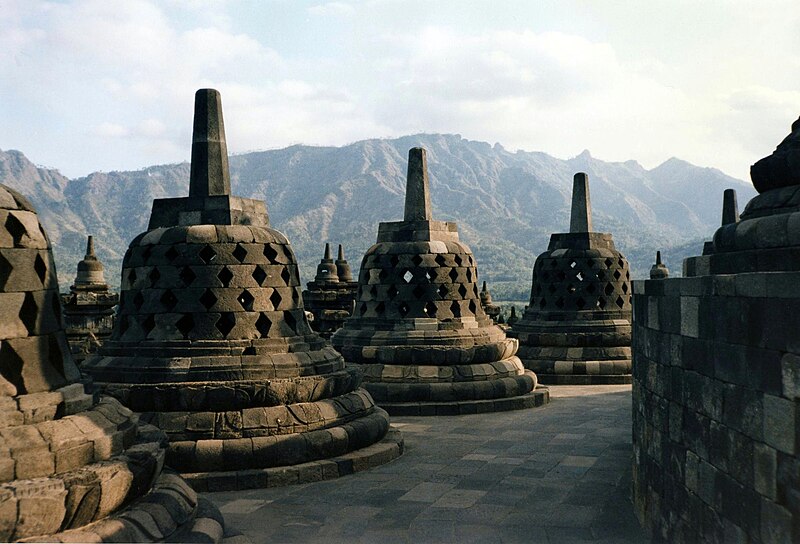 File:Borobudur, Java.jpg